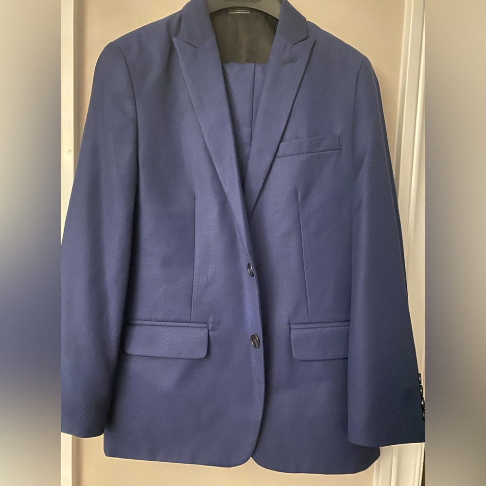 Calvin Klein boys two-piece suit, dark navy, size 14.